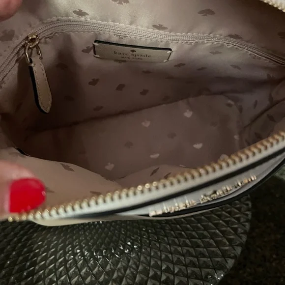 🎉SOLD🎉Kate Spade STACI COLORBLOCK Dome Crossbody Handbag Warm Beige Multi - Picture 8 of 13